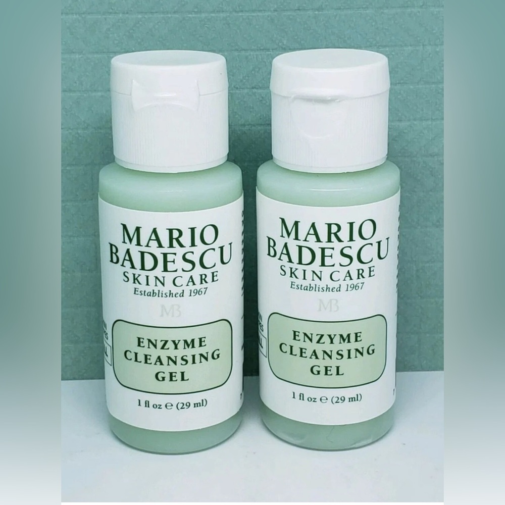 x2 Mario Badescu Enzyme Cleansing Gel-1oz each